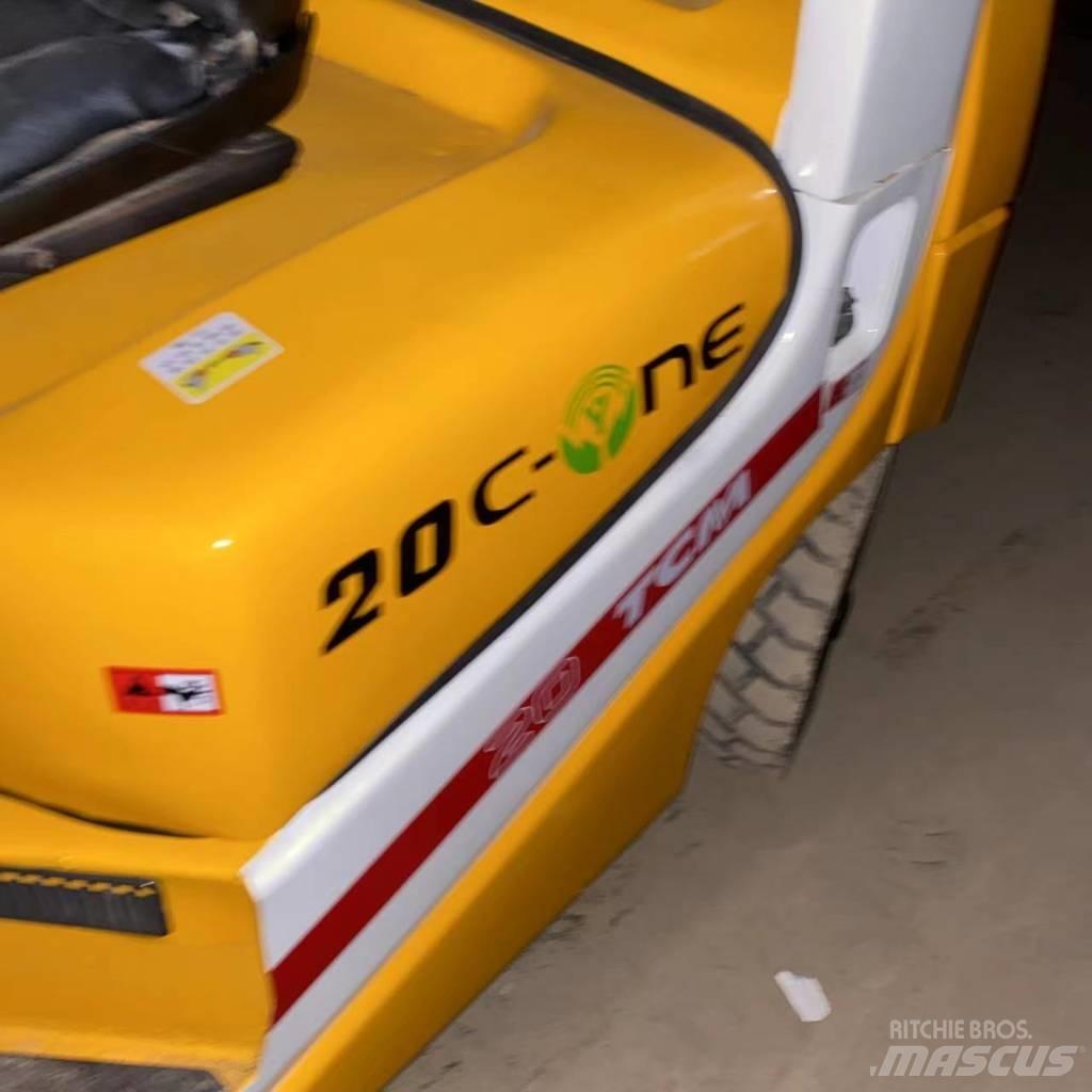 TCM FD 20 Dizel forkliftler