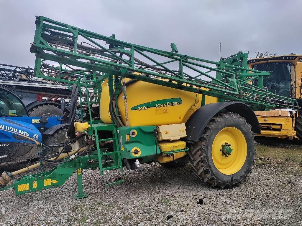 John Deere 740 i Çekilir pülverizatörler
