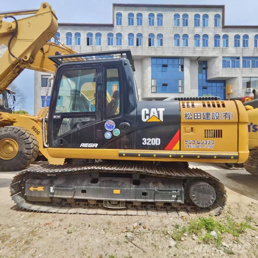 CAT 320 D Paletli ekskavatörler
