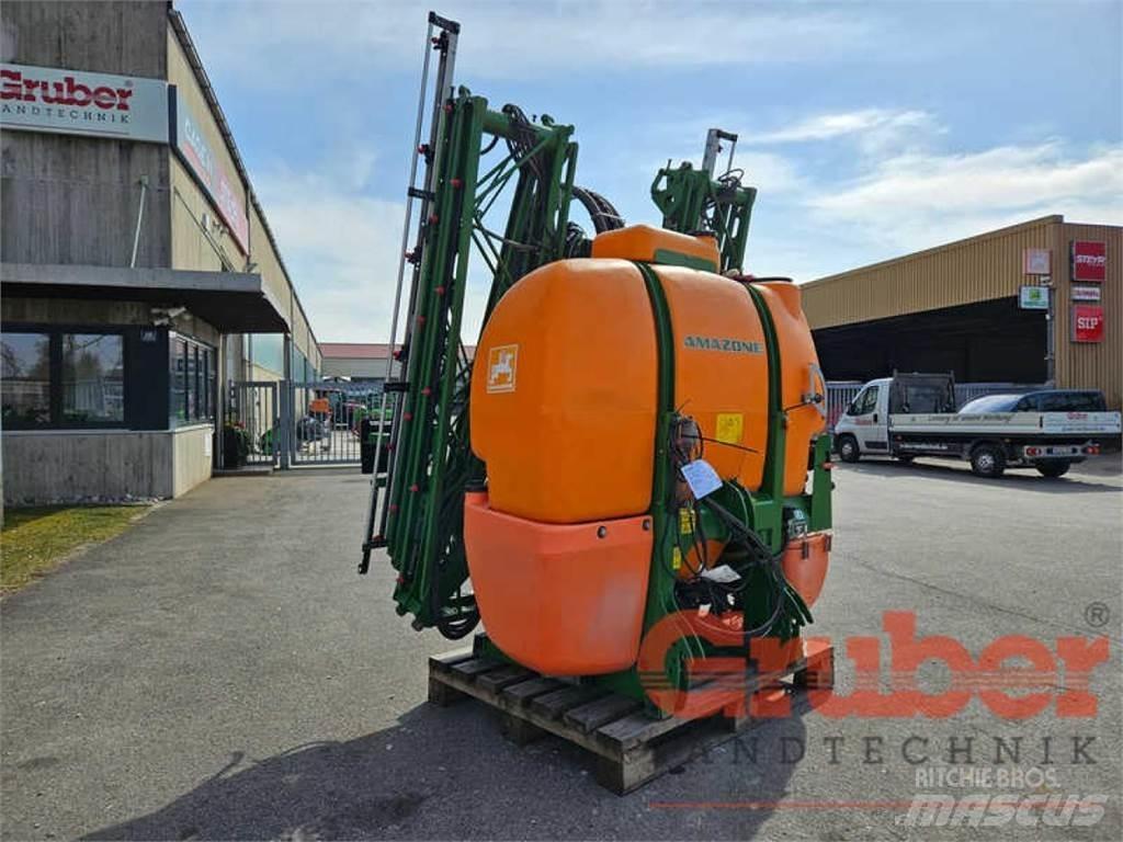 Amazone UF 1501 Çekilir pülverizatörler
