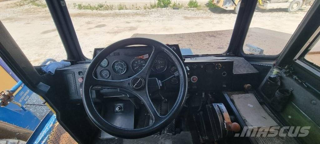 Belaz 75473 Yol disi kaya kamyonu