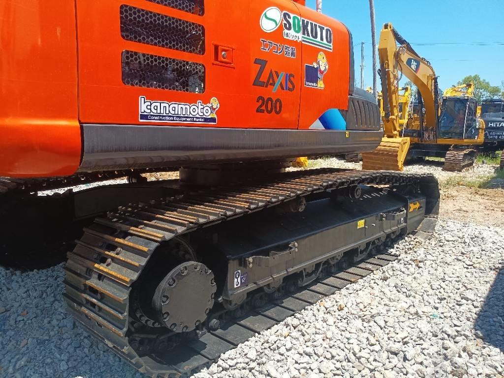 Hitachi ZX 200 Paletli ekskavatörler