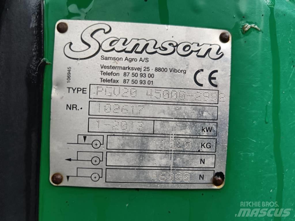 Samson PG 20 Sivi gübre ve ilaç tankerleri