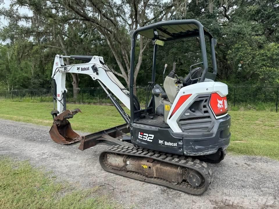 Bobcat e32 Mini ekskavatörler, 7 tona dek