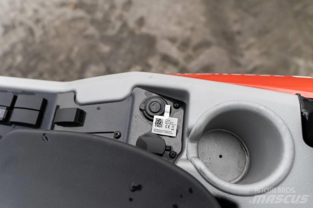 Manitou MLA 3-25H Mini yükleyiciler