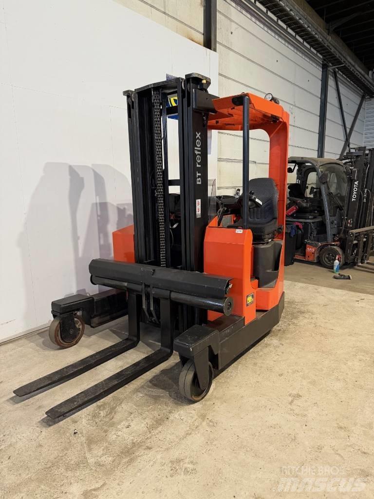 Toyota truck FRE 270 Reach truck - depo içi istif araçları