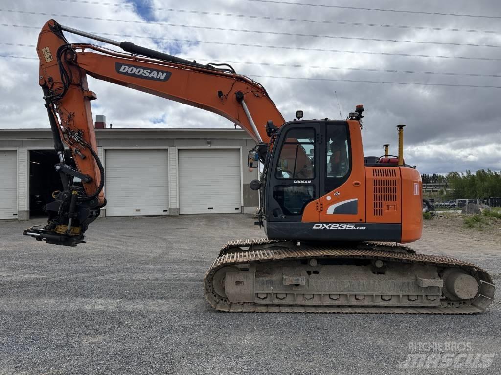 Doosan DX 235 LCR-5 Paletli ekskavatörler