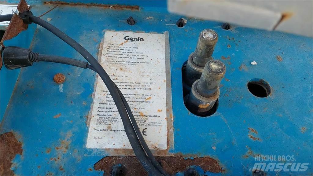 Genie GS1932 Makasli platformlar