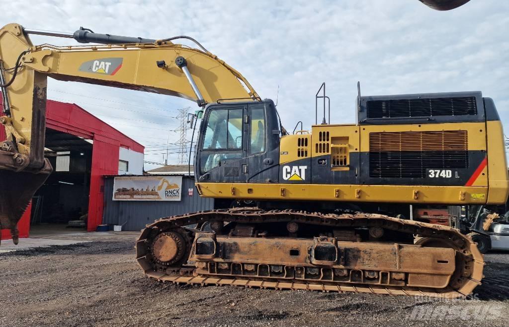 CAT 374 D L Paletli ekskavatörler
