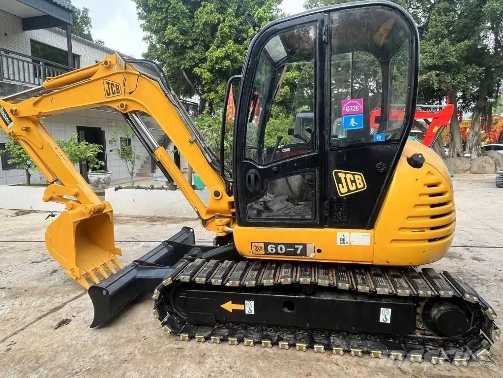 JCB 8052 ZTS Paletli ekskavatörler