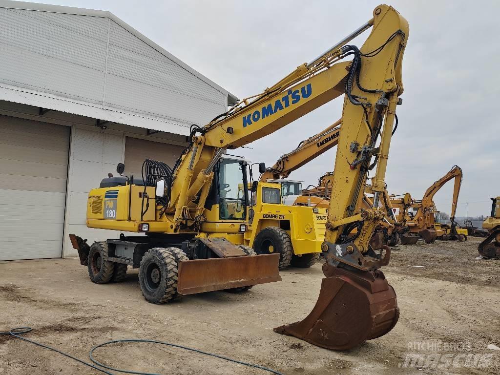 Komatsu PW 180-7EO Lastik tekerli ekskavatörler