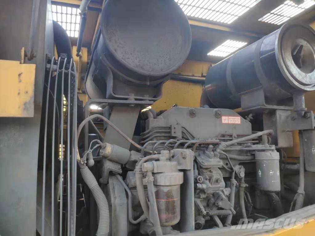 Komatsu WA 320-3 Tekerlekli yükleyiciler