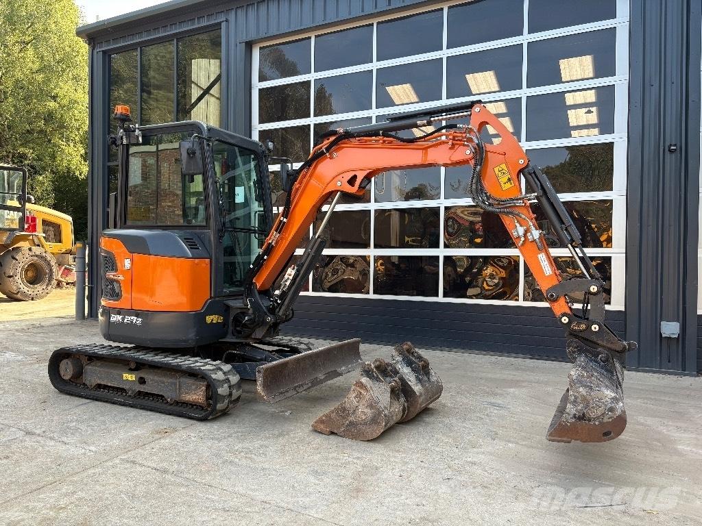 Doosan DX 27 Z Mini ekskavatörler, 7 tona dek