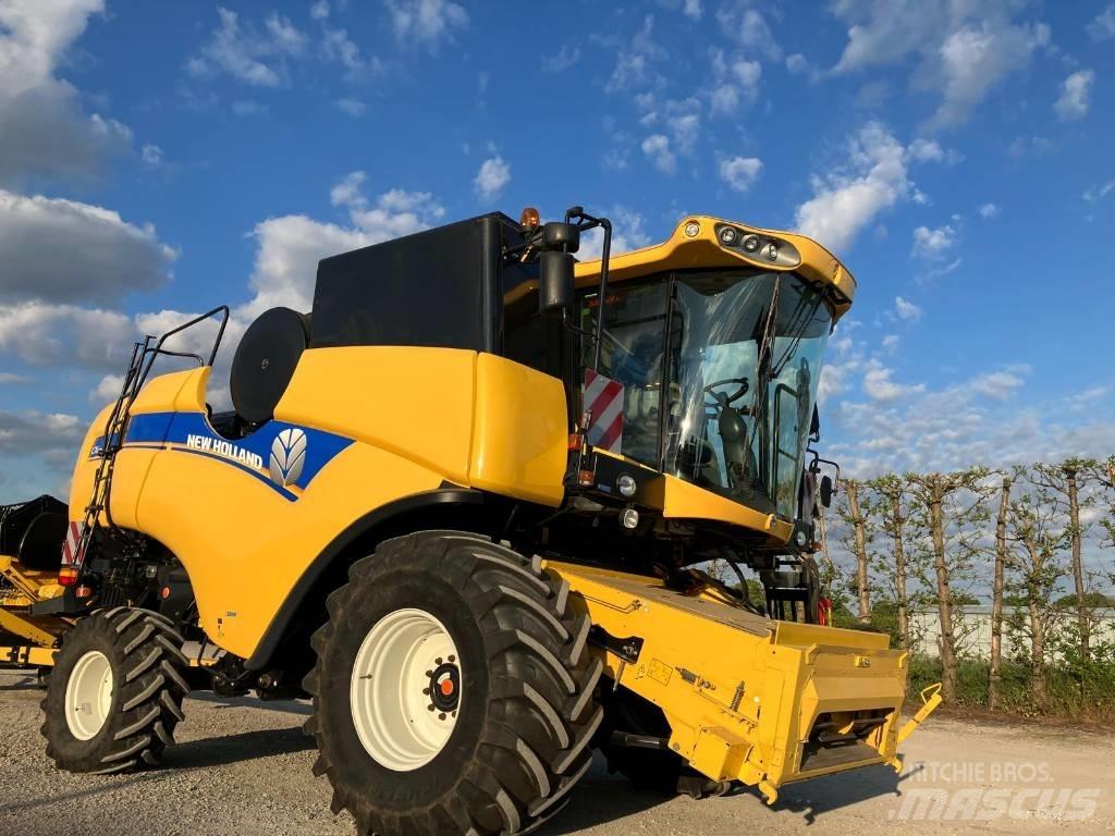 New Holland CX 6090 Biçerdöverler
