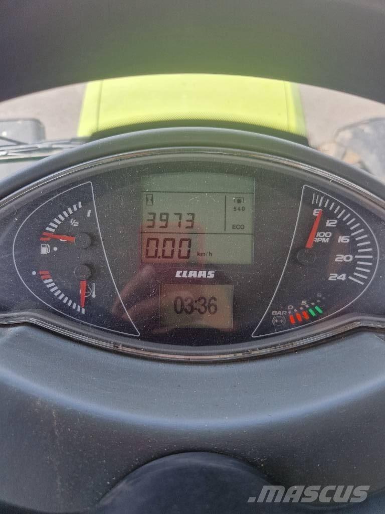 CLAAS Arion 640 CIS Traktörler