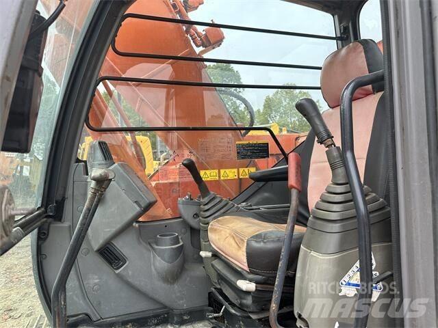 Hitachi ZX 138 Paletli ekskavatörler