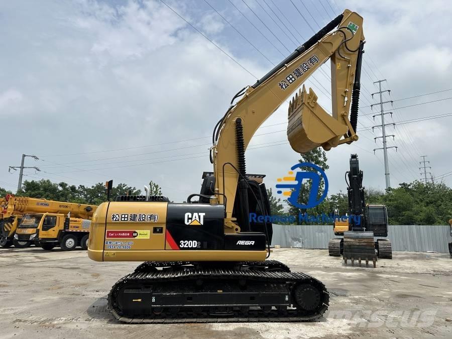 CAT 320 D2 Paletli ekskavatörler