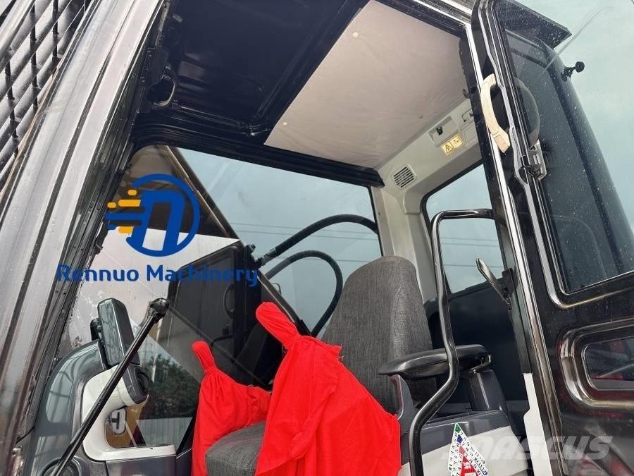 CAT 320 D2 Paletli ekskavatörler