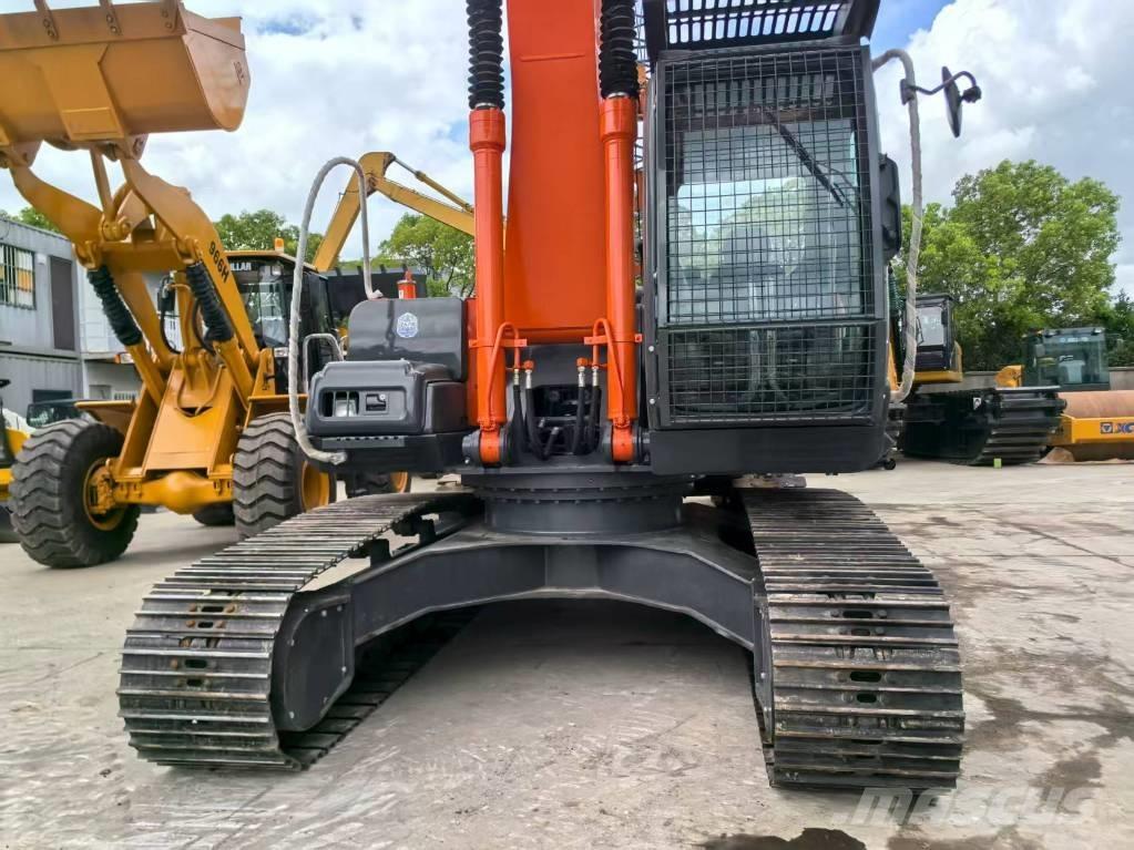 Hitachi ZX 240 HG Paletli ekskavatörler