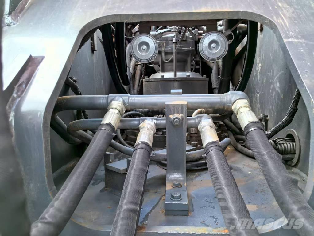 Hitachi ZX 240 HG Paletli ekskavatörler