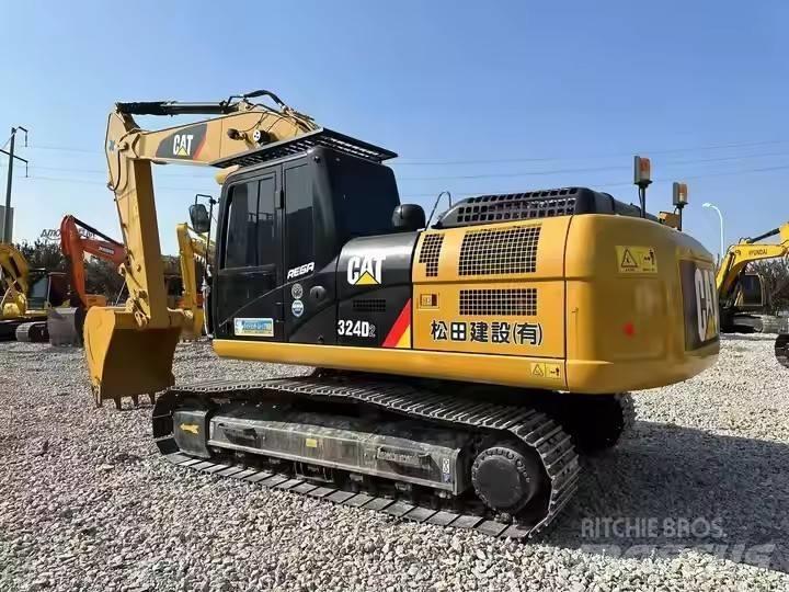 CAT CAT324D2 Paletli ekskavatörler
