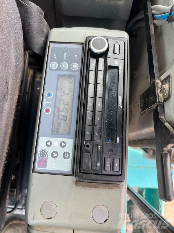 Kobelco SK 235 SR LC Paletli ekskavatörler