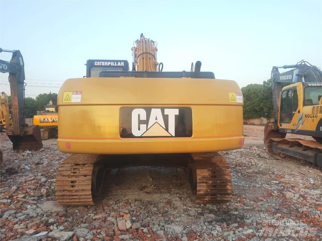 CAT 325C Paletli ekskavatörler