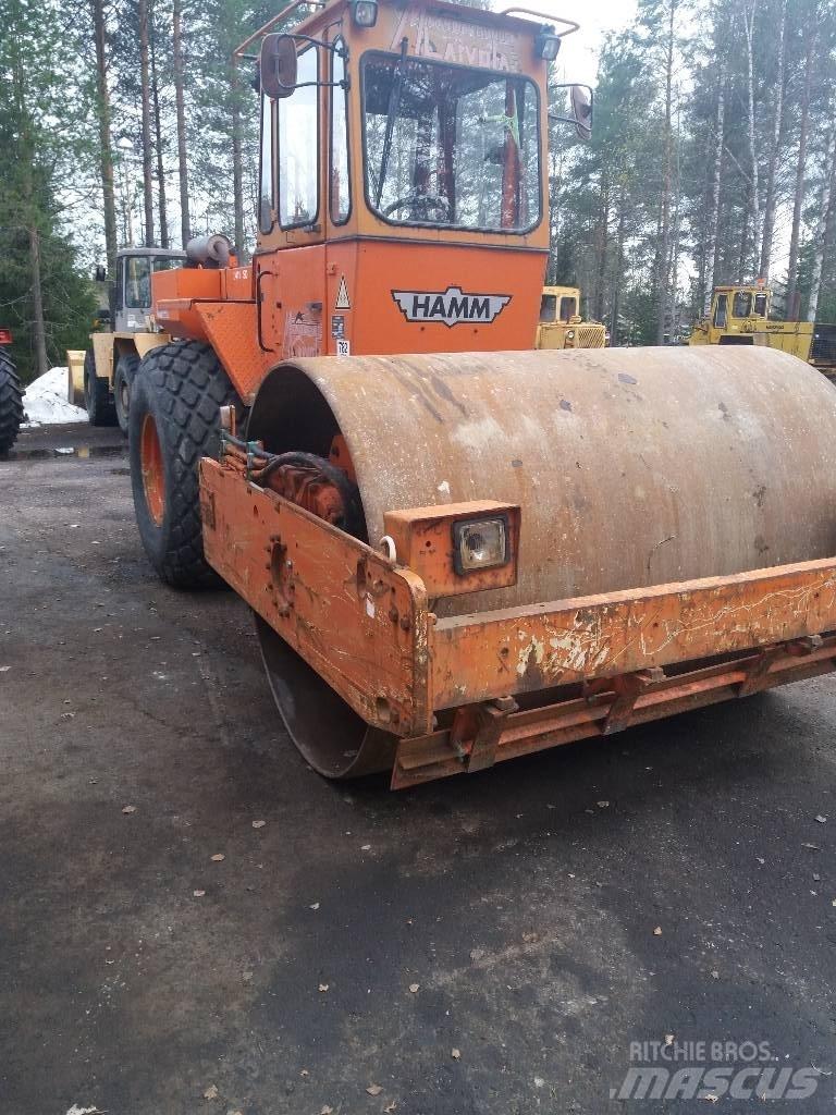 Hamm 2411 SD Tek tamburlu silindirler