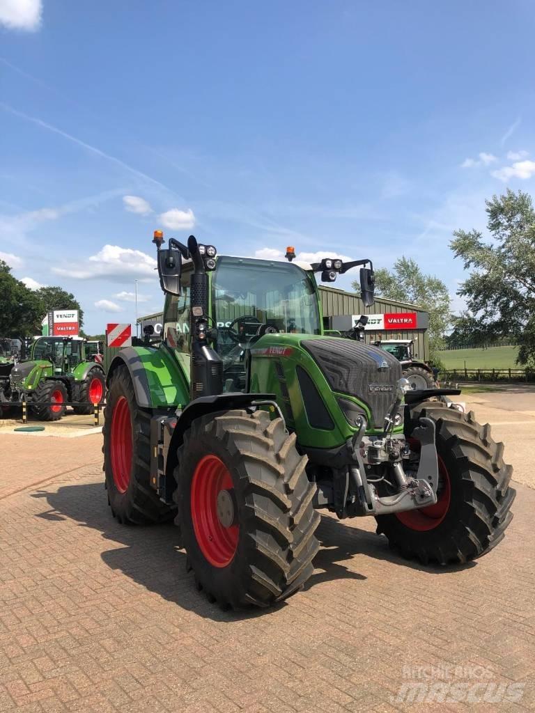 Fendt 718 Vario Traktörler