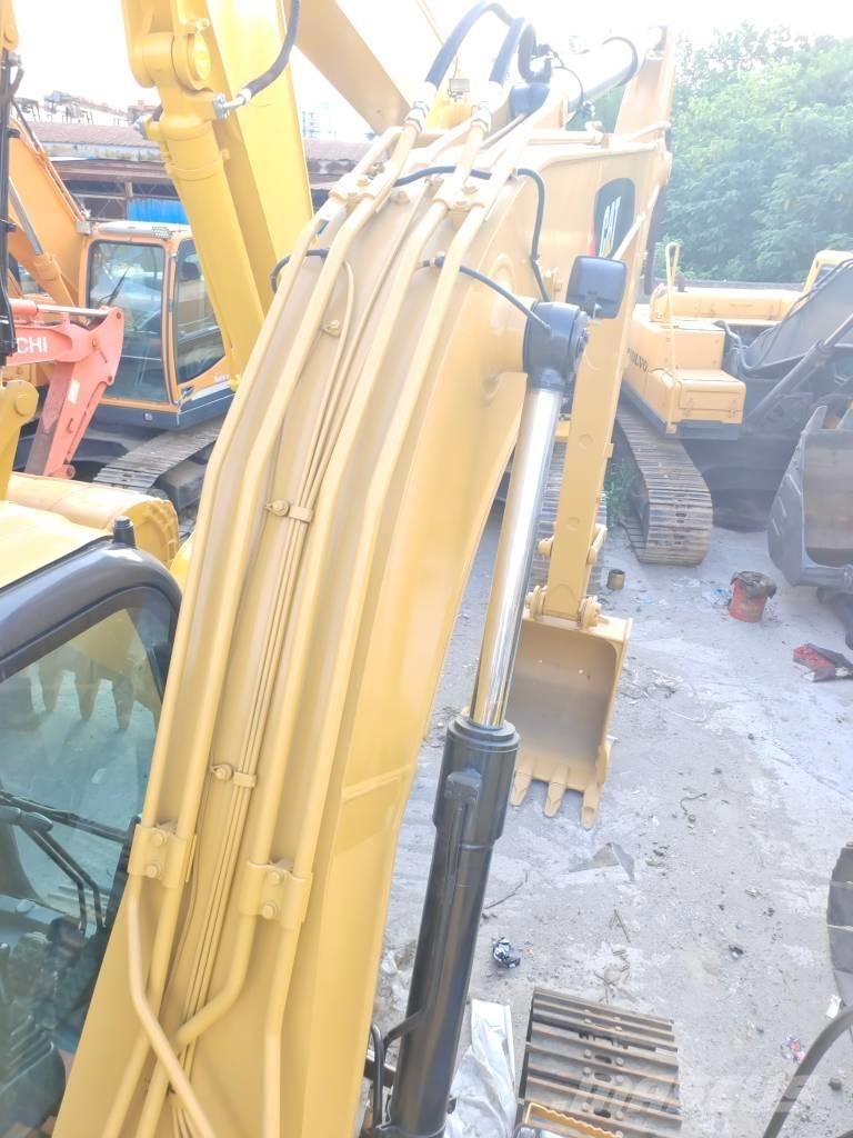 CAT 312 Paletli ekskavatörler