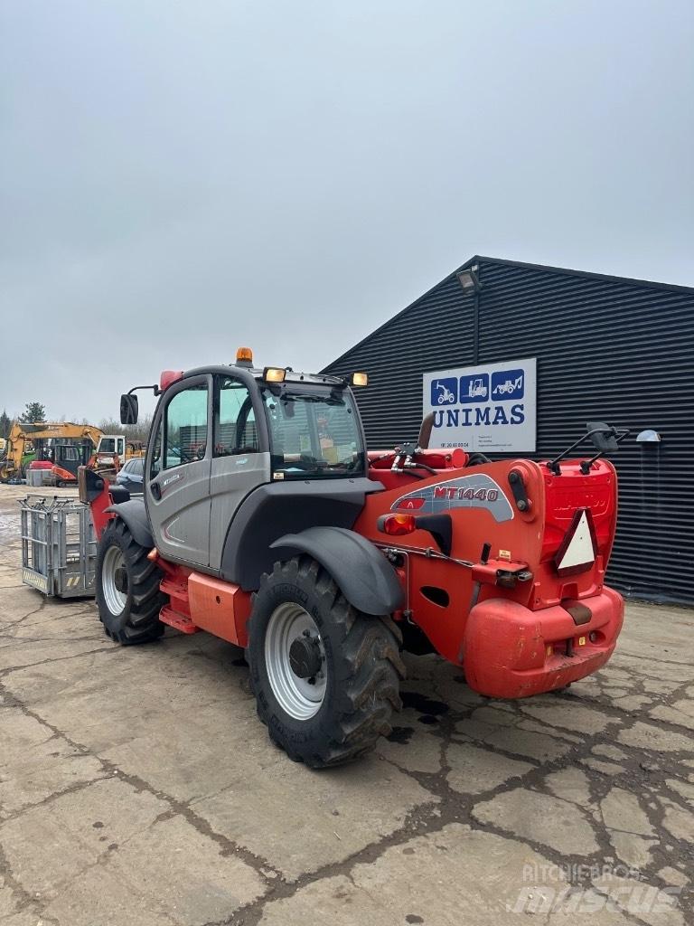Manitou MT1440 Teleskopik yükleyiciler