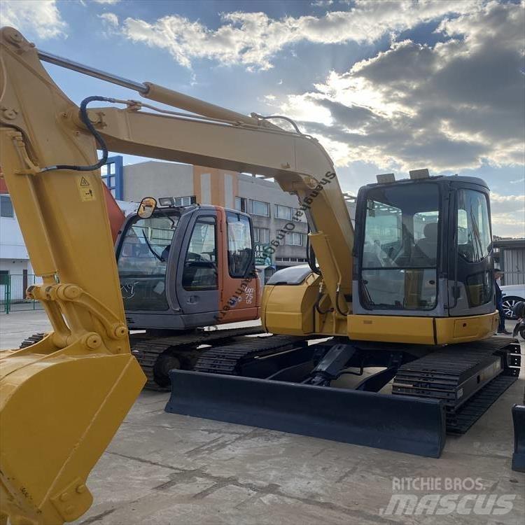 Komatsu 78 Paletli ekskavatörler