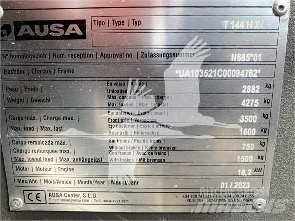 Ausa T144H Teleskopik yükleyiciler