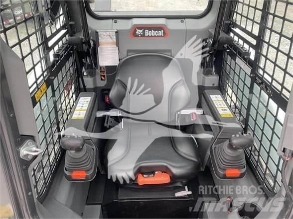 Bobcat T66 Skid steer loderler