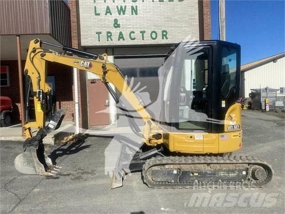 CAT 303.5E2 CR Mini ekskavatörler, 7 tona dek