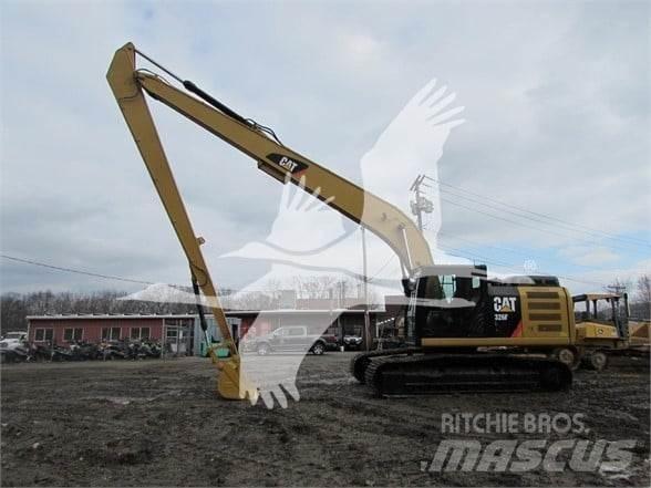 CAT 326FL Paletli ekskavatörler