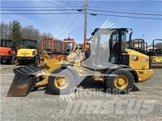 CAT 906M Tekerlekli yükleyiciler