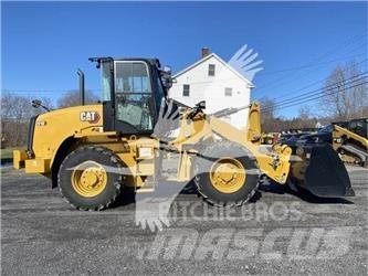 CAT 910 Tekerlekli yükleyiciler