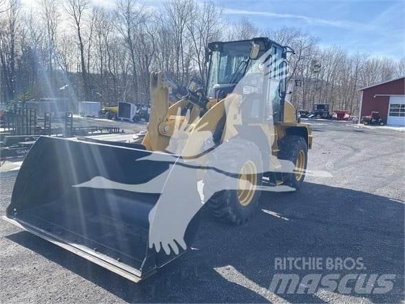 CAT 910 Tekerlekli yükleyiciler