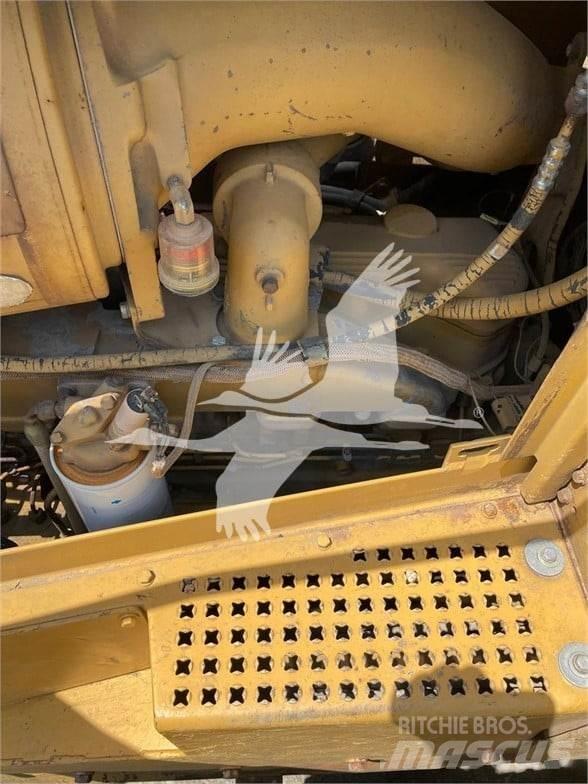 CAT D8N Paletli dozerler