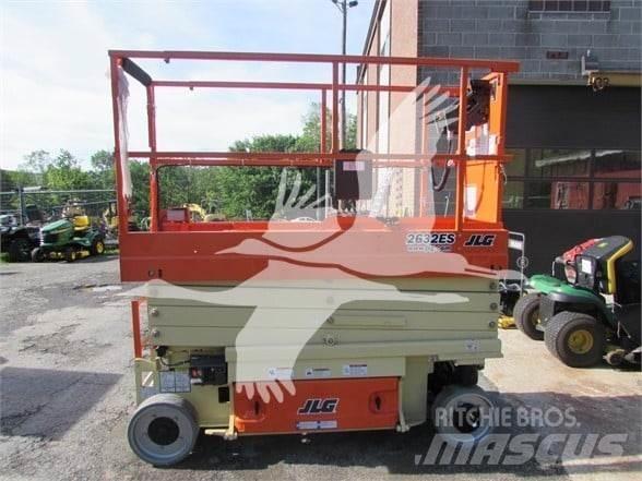 JLG 2632ES Makasli platformlar