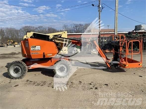 JLG 340AJ Körüklü personel platformları