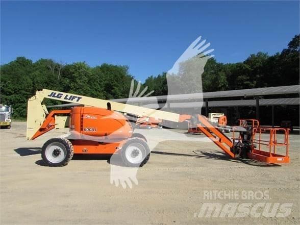 JLG 600AJ Körüklü personel platformları