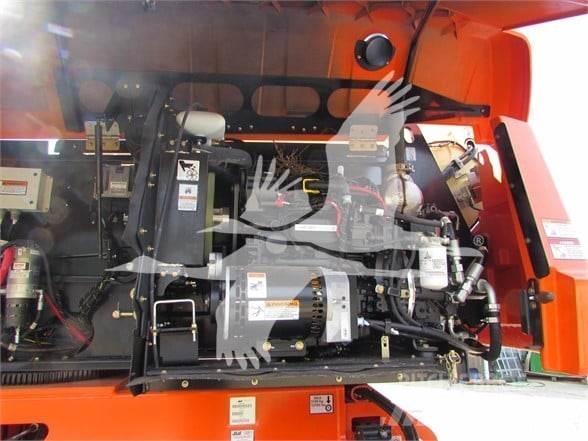 JLG 600S Teleskopik personel platformları