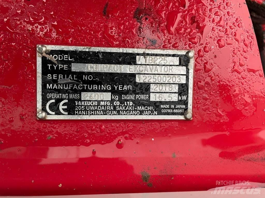 Takeuchi TB 225 Mini ekskavatörler, 7 tona dek