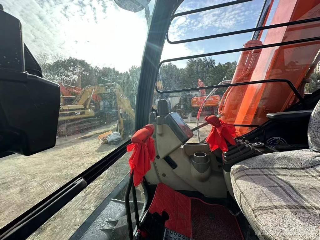 Hitachi ZX 70 Paletli ekskavatörler