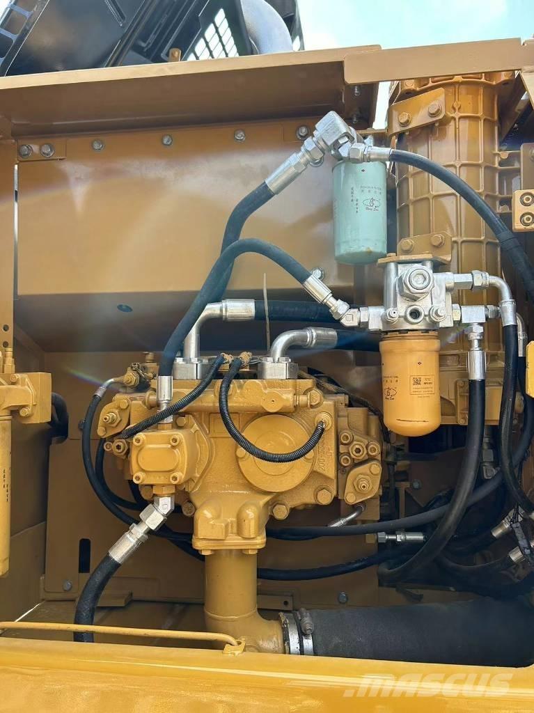 CAT 320 D Paletli ekskavatörler