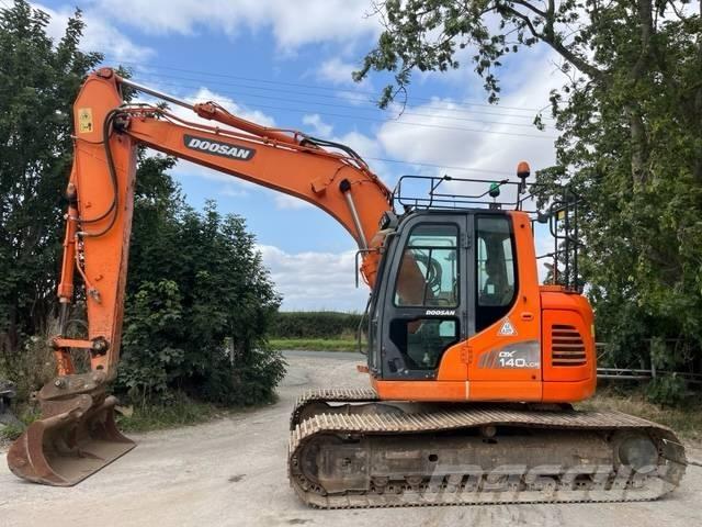 Doosan DX 140 LCR-3 Paletli ekskavatörler