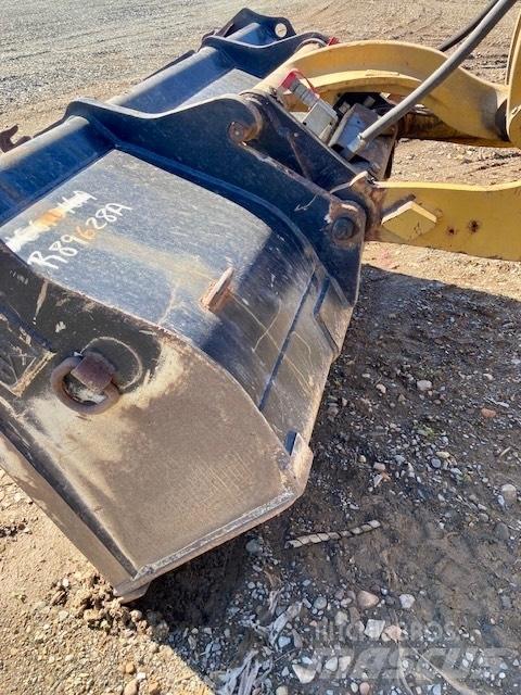 CAT 908 M Tekerlekli yükleyiciler