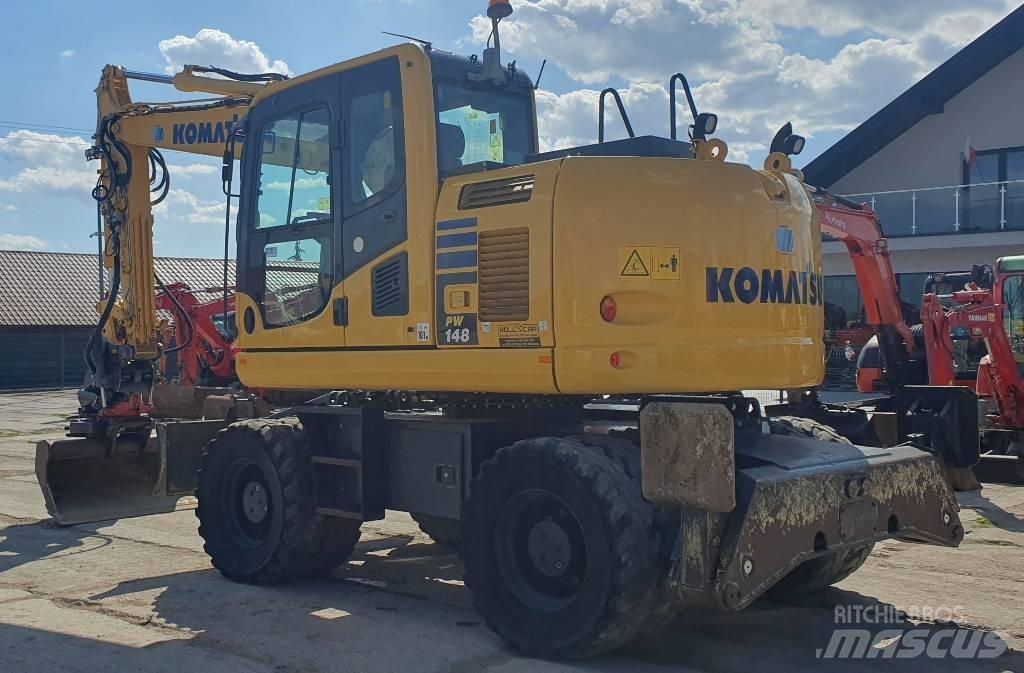 Komatsu PW148-10 Lastik tekerli ekskavatörler